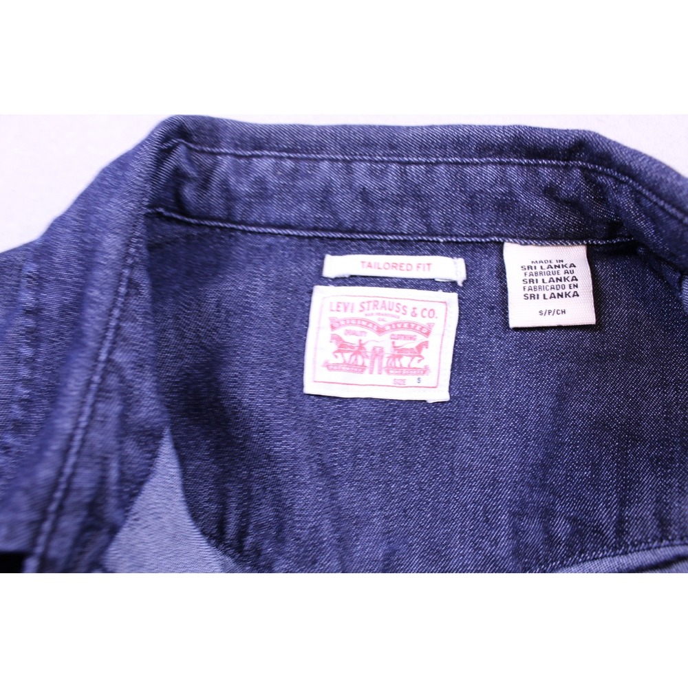Levis Womens Tailored Fit Western Denim Shirt Dark Wash Pearl Snap Small - Picture 5 of 6